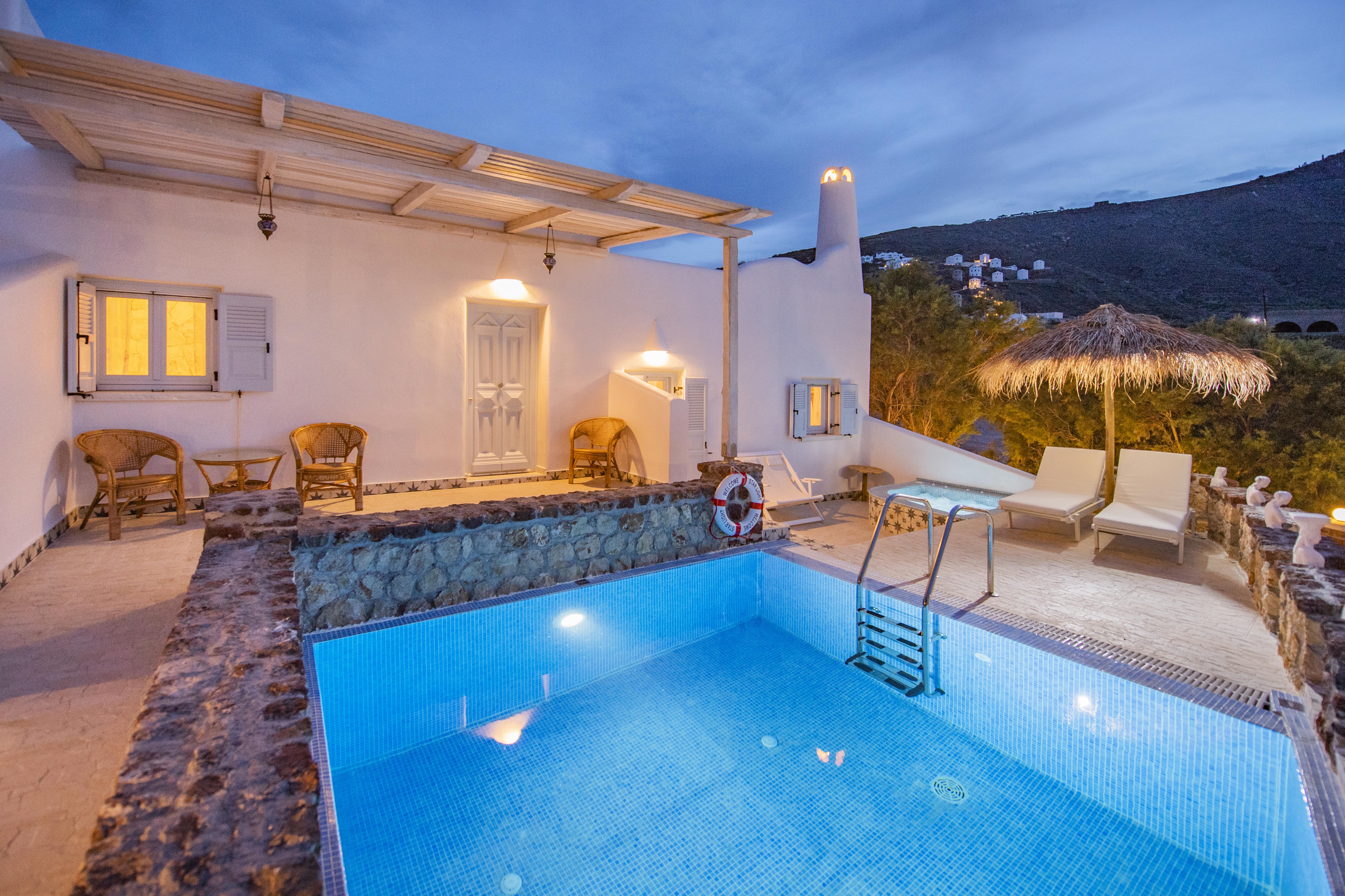 Starlight Luxury Seaside Villa & Suites Imerovígli Extérieur photo
