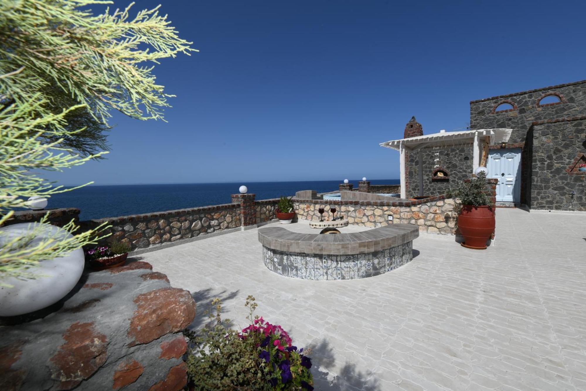Starlight Luxury Seaside Villa & Suites Imerovígli Extérieur photo
