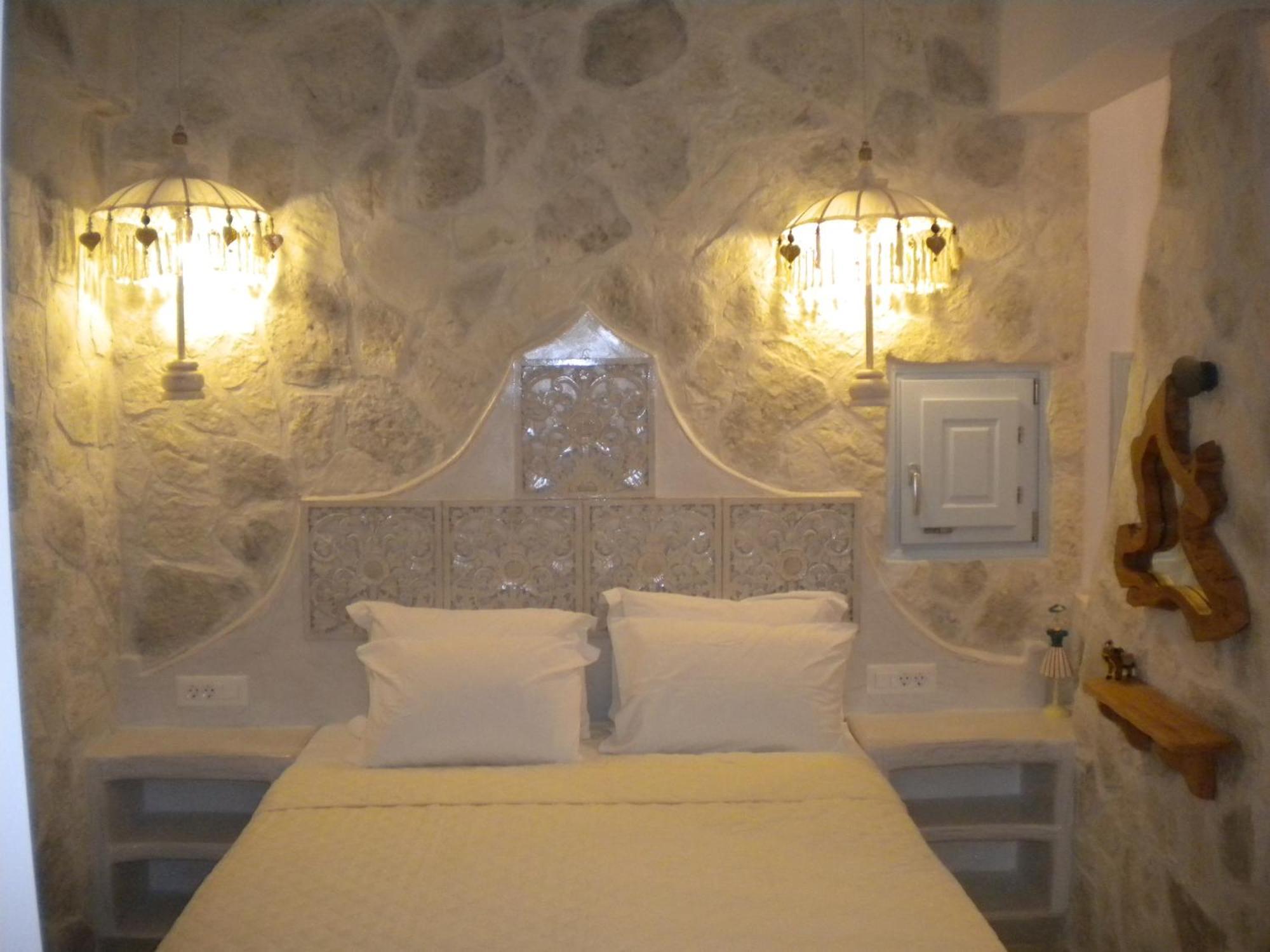 Starlight Luxury Seaside Villa & Suites Imerovígli Extérieur photo