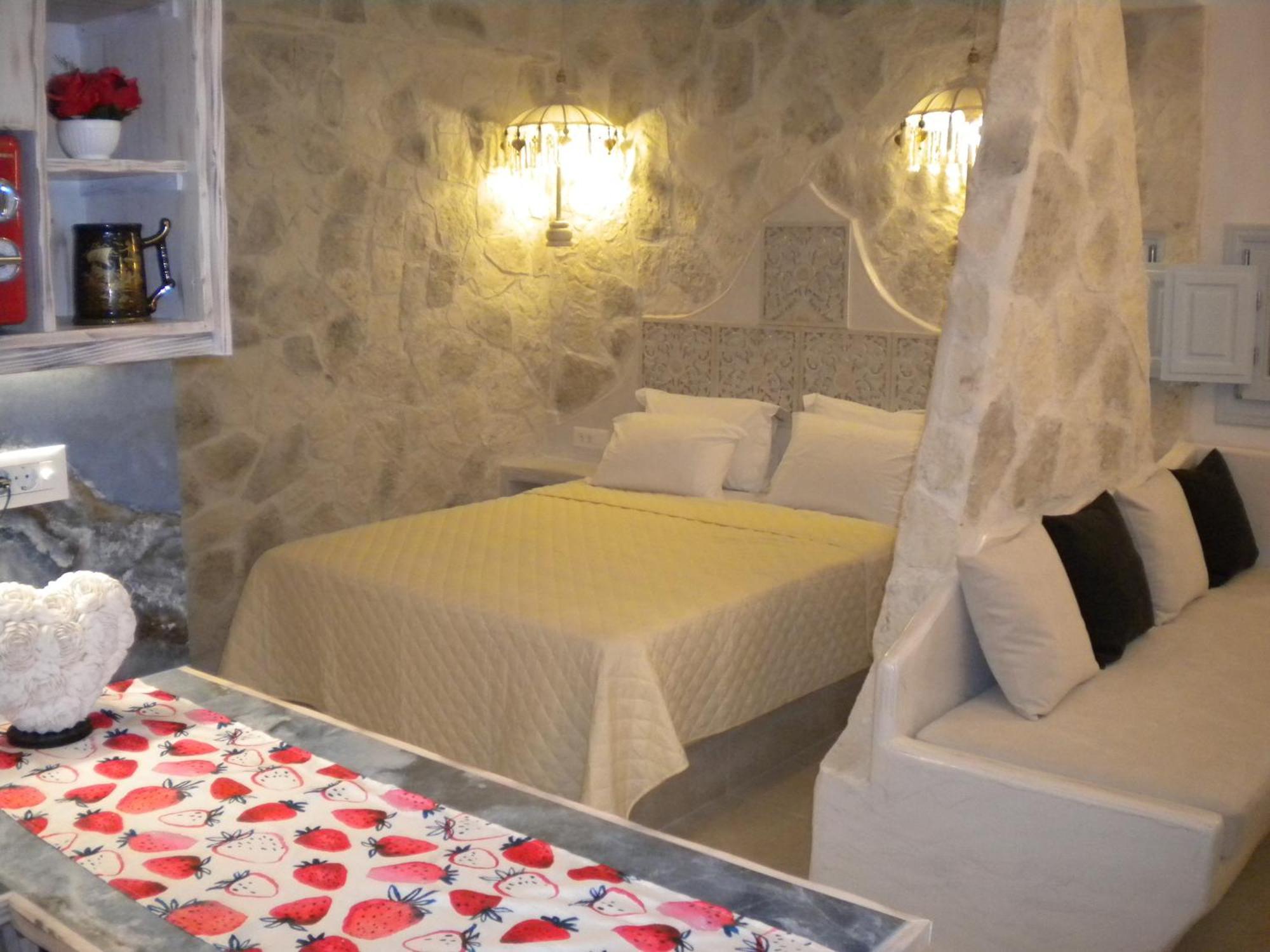 Starlight Luxury Seaside Villa & Suites Imerovígli Extérieur photo