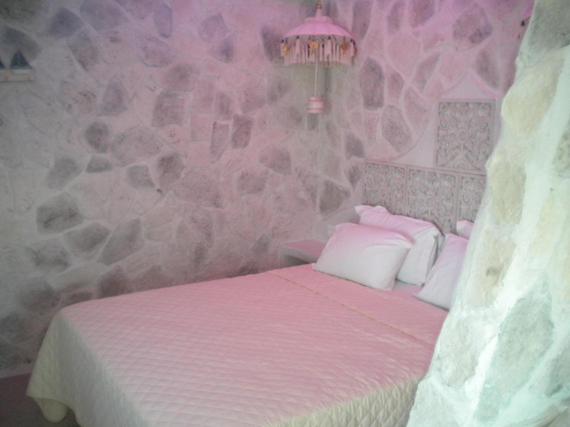 Starlight Luxury Seaside Villa & Suites Imerovígli Extérieur photo