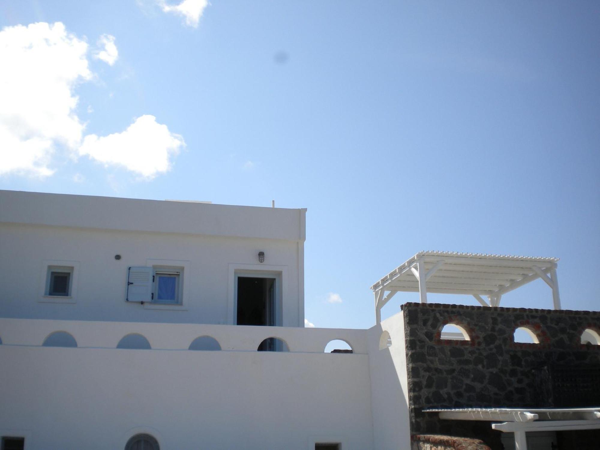 Starlight Luxury Seaside Villa & Suites Imerovígli Extérieur photo