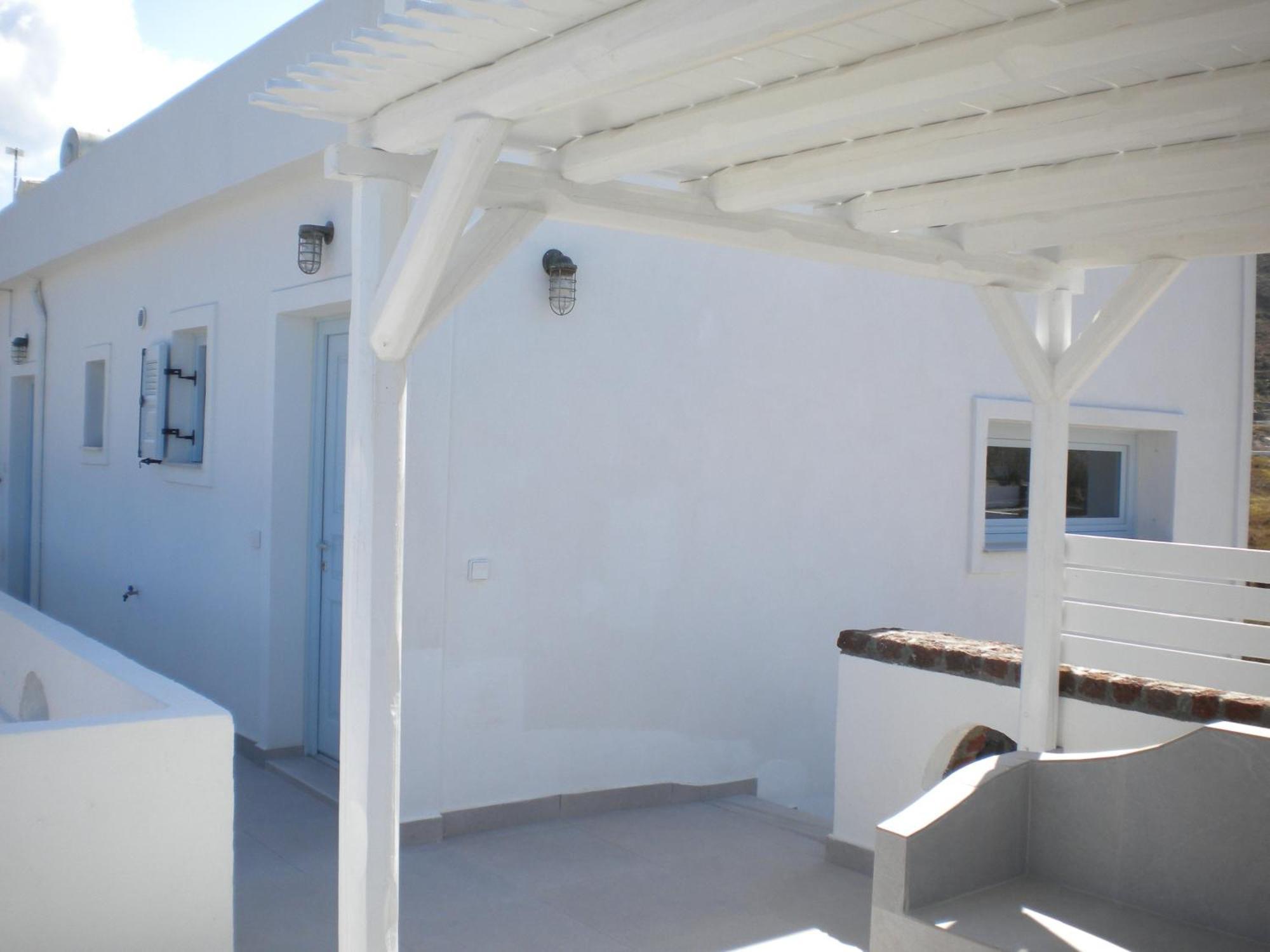 Starlight Luxury Seaside Villa & Suites Imerovígli Extérieur photo